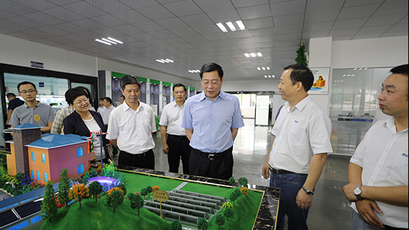 湖南省省委书记杜家豪调研新利官方网站